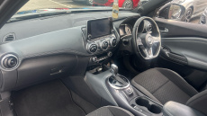 Nissan Juke 1.0 DiG-T N-Connecta 5dr DCT Petrol Hatchback